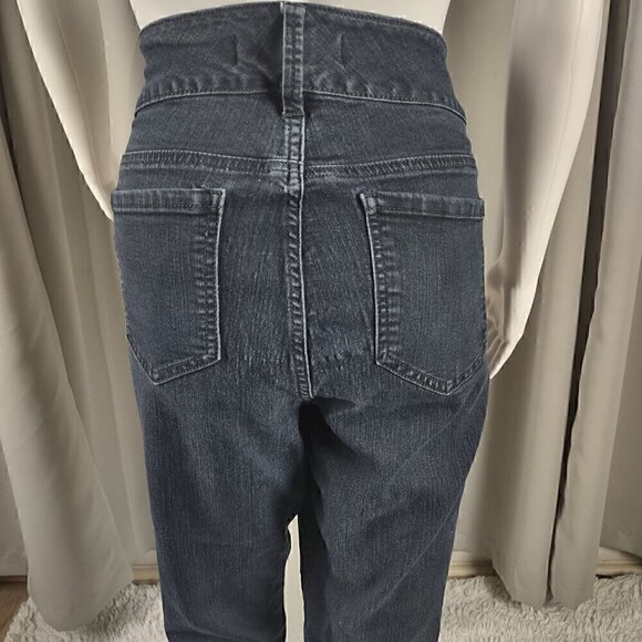 Torrid Womens Cotton Blend Blue Denim Jeans Size 14S - Picture 4 of 11